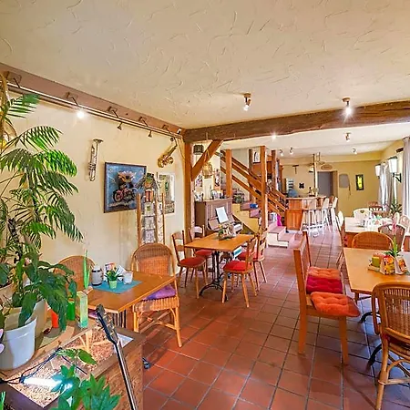 Flat In Meisberg With In-house Catering Otel